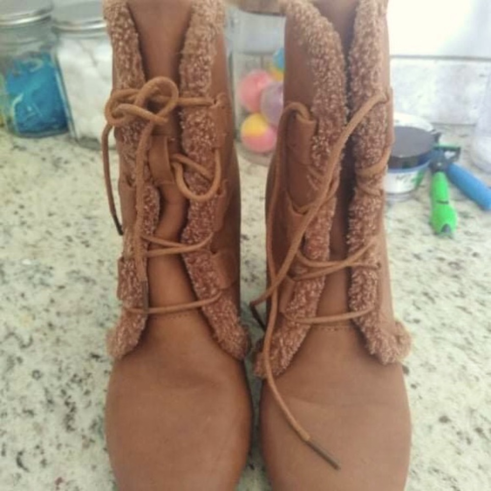 Women’s Heeled Sneaker Boots